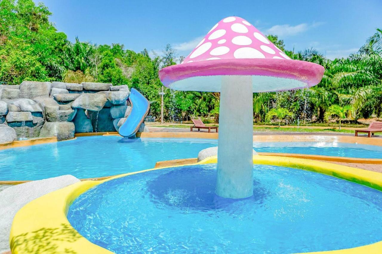 Oyo 479 Water Jade Natural Resort Thai Mueang Exteriör bild