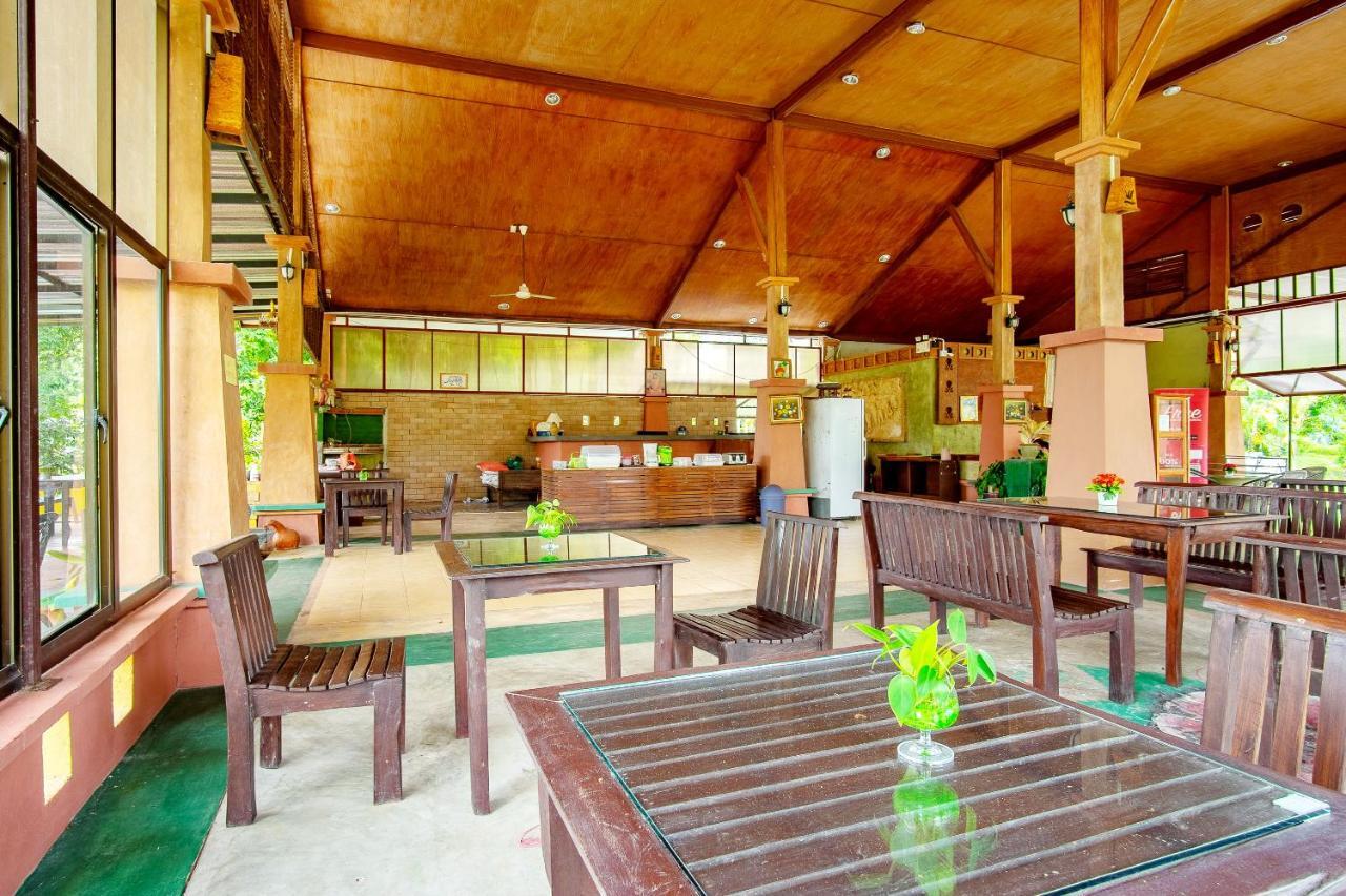 Oyo 479 Water Jade Natural Resort Thai Mueang Exteriör bild